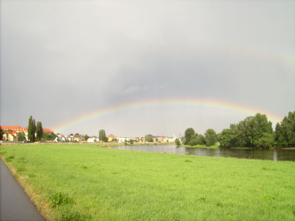 Manchmal regnet es, doch dann scheint wieder die Sonne